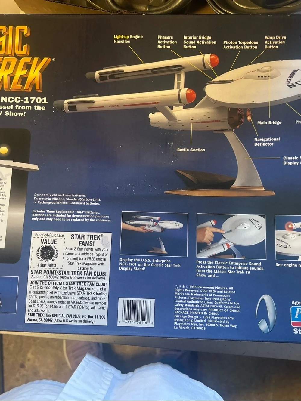 Classic Star Trek U.S.S. Enterprise NCC-1701 Electronic Ship